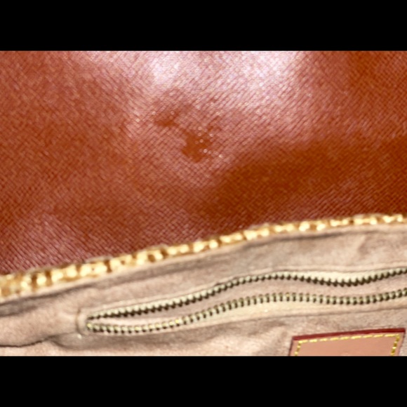 Cylinder hybrid interesting purse like new - Picture 8 of 11